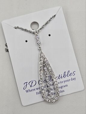 Swarovski Crystal Elements Silver Statement Necklace Teardrop Clear 20 - 22 inch